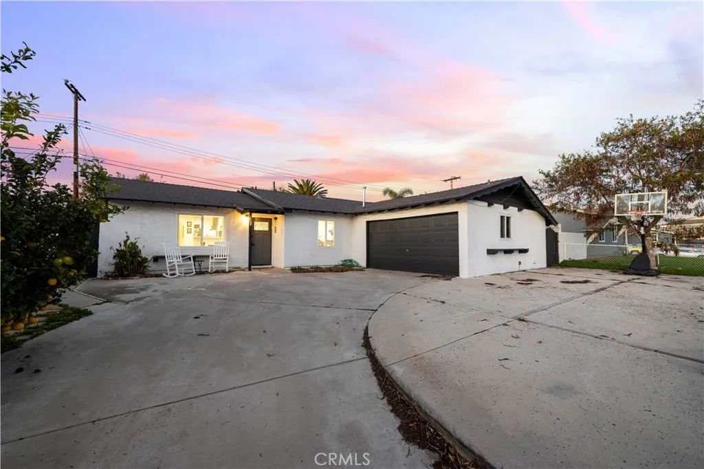 467 Susan Ave, Moorpark, CA 93021