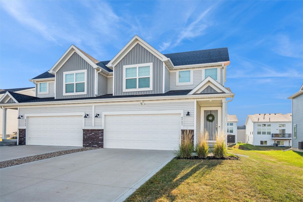 4721 172nd Street, Urbandale, IA 50323