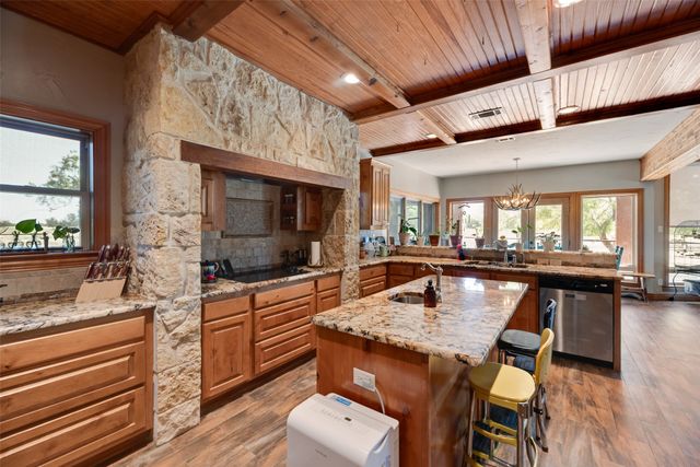 7999 County Road 151, Kaufman, TX 75142