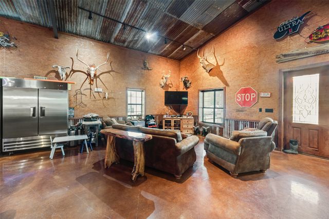 7999 County Road 151, Kaufman, TX 75142