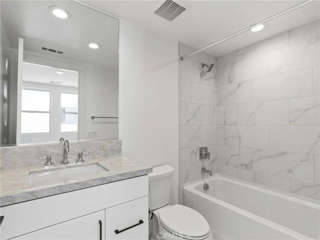 165 Apron, Irvine, CA 92618