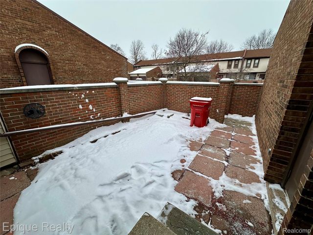 29161 Village Road, Southfield, MI 48034