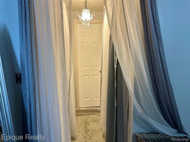 29161 Village Road, Southfield, MI 48034