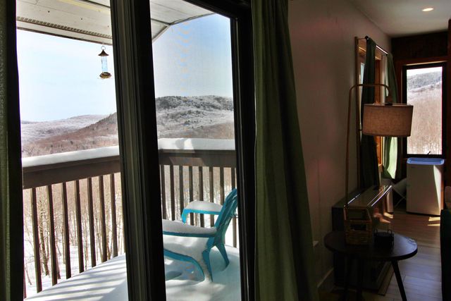 19 Village Ln Unit 322, Bolton, VT 05477
