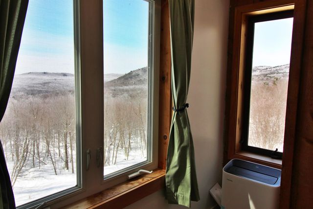19 Village Ln Unit 322, Bolton, VT 05477