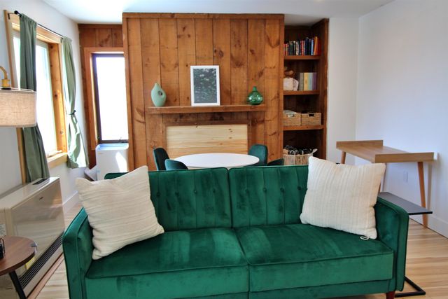 19 Village Ln Unit 322, Bolton, VT 05477