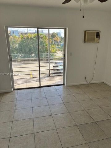 306 Norwich M 306 306, West Palm Beach, FL 33417