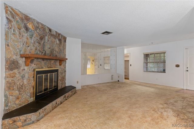 6036 E Tremont Street, Inverness, FL 34452