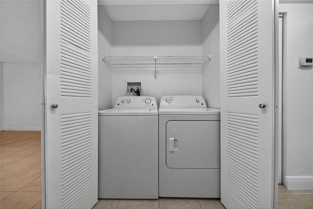 913 Meadows Circle 913, Boynton Beach, FL 33436