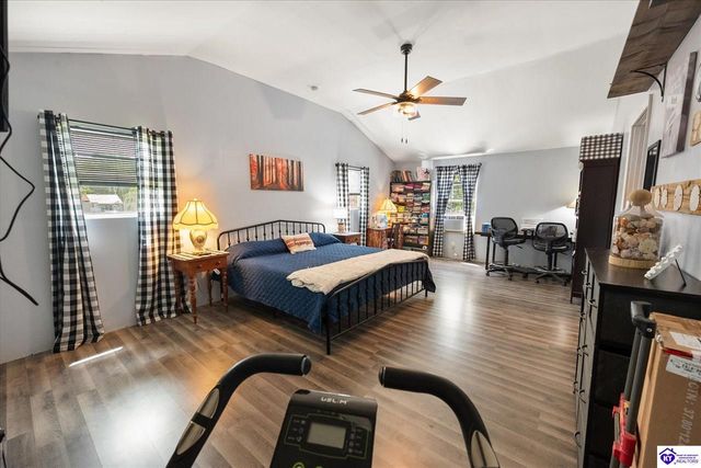 513 Village Drive, Elizabethtown, KY 42701
