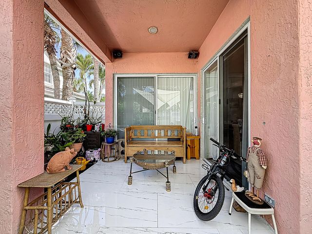 5524 Boynton Gardens Drive, Boynton Beach, FL 33437