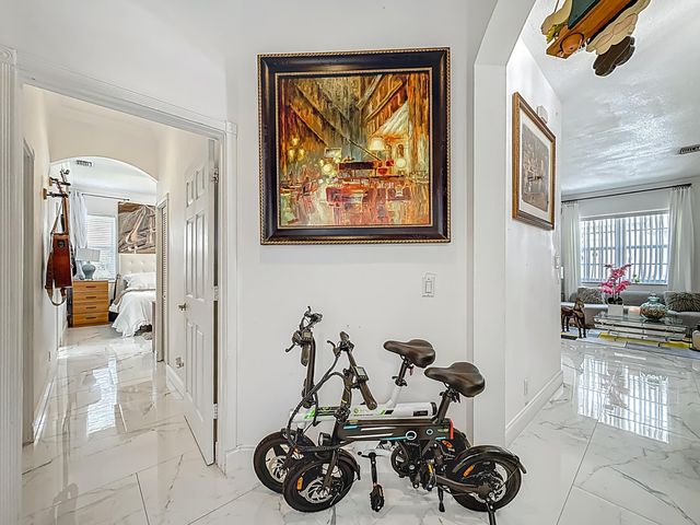 5524 Boynton Gardens Drive, Boynton Beach, FL 33437