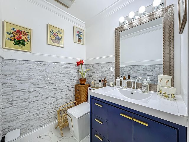 5524 Boynton Gardens Drive, Boynton Beach, FL 33437