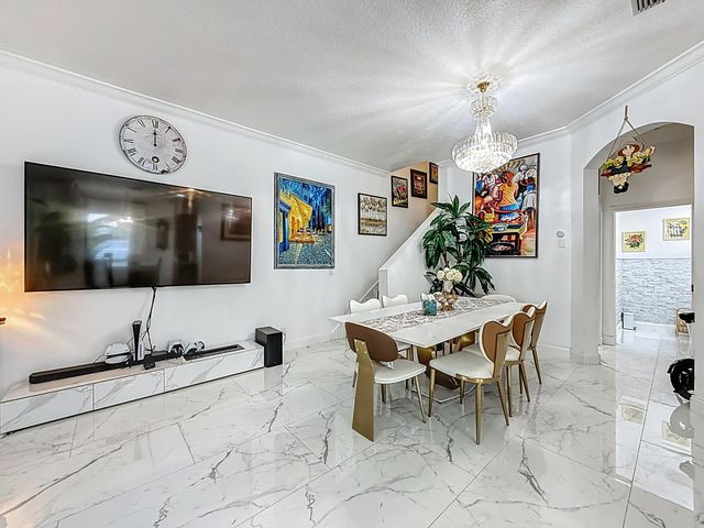 5524 Boynton Gardens Drive, Boynton Beach, FL 33437