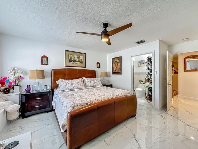 5524 Boynton Gardens Drive, Boynton Beach, FL 33437