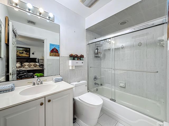 5524 Boynton Gardens Drive, Boynton Beach, FL 33437