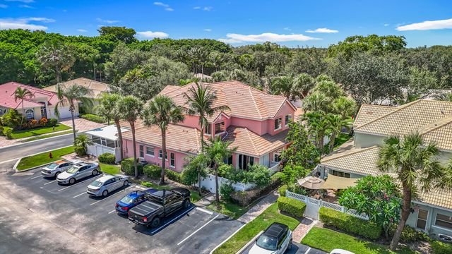 5524 Boynton Gardens Drive, Boynton Beach, FL 33437