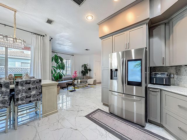 5524 Boynton Gardens Drive, Boynton Beach, FL 33437