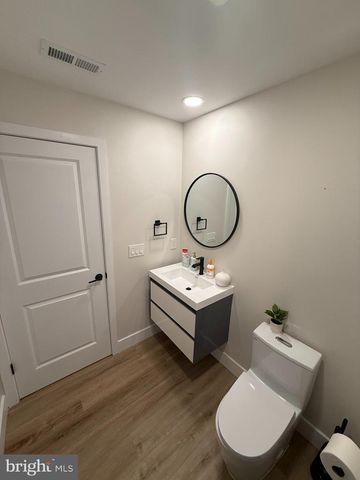 914 JAMES AVE, Cinnaminson, NJ 08077