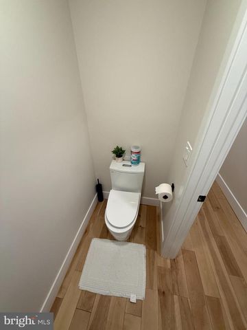 914 JAMES AVE, Cinnaminson, NJ 08077