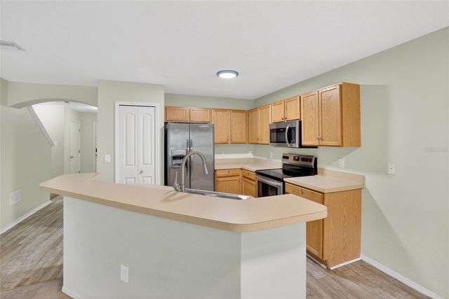 2605 OLEANDER LAKES DRIVE, Brandon, FL 33511