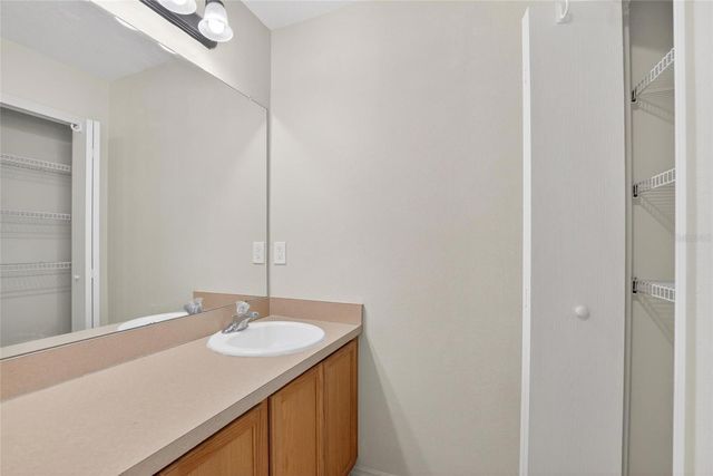 2605 OLEANDER LAKES DRIVE, Brandon, FL 33511