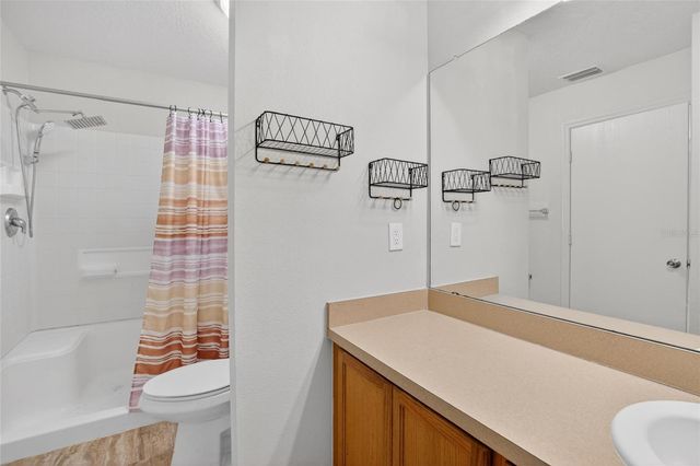 2605 OLEANDER LAKES DRIVE, Brandon, FL 33511