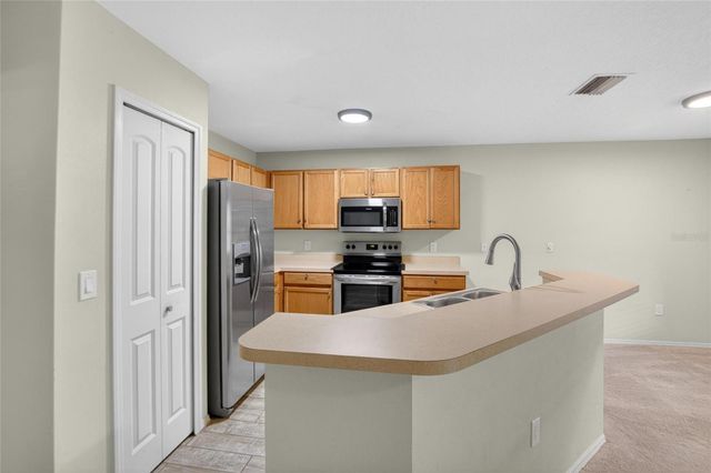 2605 OLEANDER LAKES DRIVE, Brandon, FL 33511