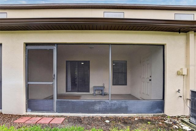 2605 OLEANDER LAKES DRIVE, Brandon, FL 33511