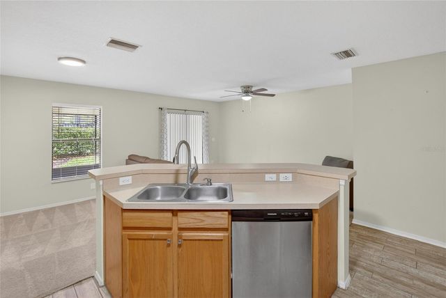 2605 OLEANDER LAKES DRIVE, Brandon, FL 33511