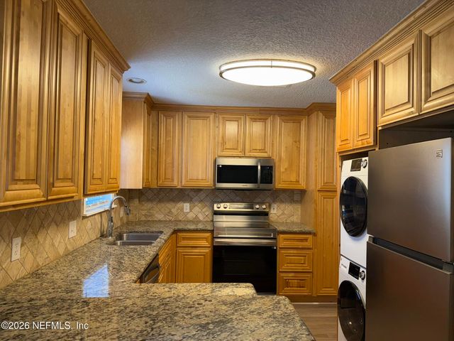 3434 BLANDING Boulevard 215, Jacksonville, FL 32210