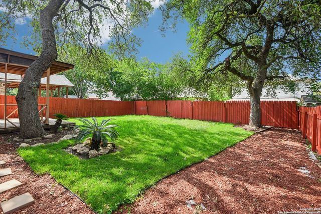8835 Charter Point Dr, San Antonio, TX 78250