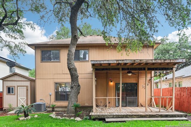 8835 Charter Point Dr, San Antonio, TX 78250