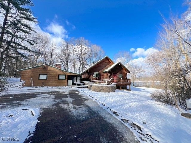 8885 Locust Street SW, Sherrodsville, OH 44675