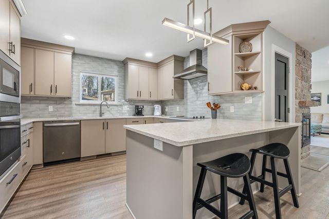 44 Sierra Drive, Hot Springs Village, AR 71909