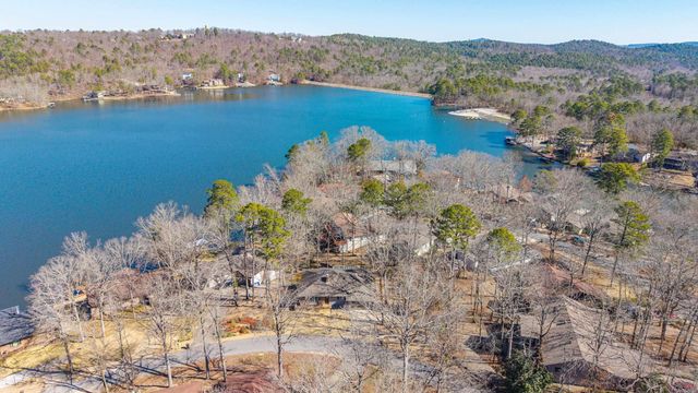 44 Sierra Drive, Hot Springs Village, AR 71909