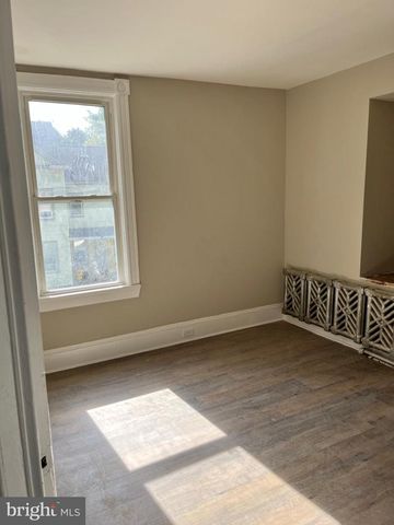 617 STUYVESANT AVE, Trenton, NJ 08618