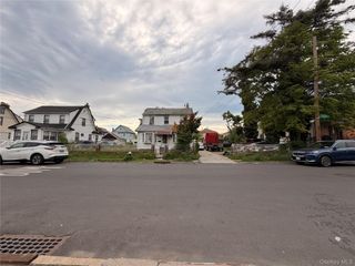 18719 Pineville Lane, Jamaica, NY 11413
