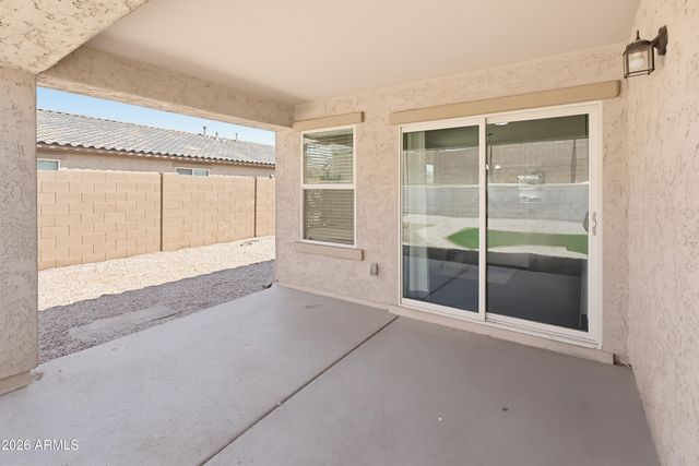 18424 W GETTY Drive, Goodyear, AZ 85338