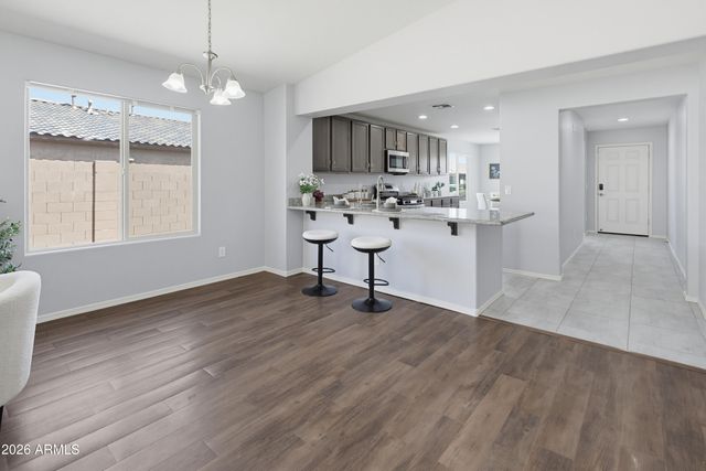 18424 W GETTY Drive, Goodyear, AZ 85338