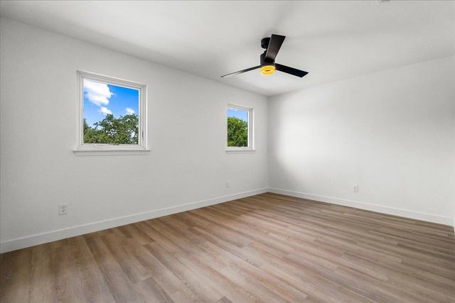 3709 Counselor DR, Austin, TX 78749