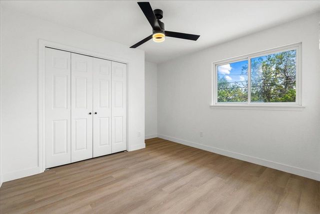 3709 Counselor DR, Austin, TX 78749