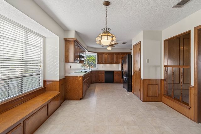 1838 Meadowview Drive, Garland, TX 75043