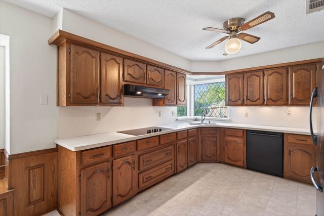 1838 Meadowview Drive, Garland, TX 75043