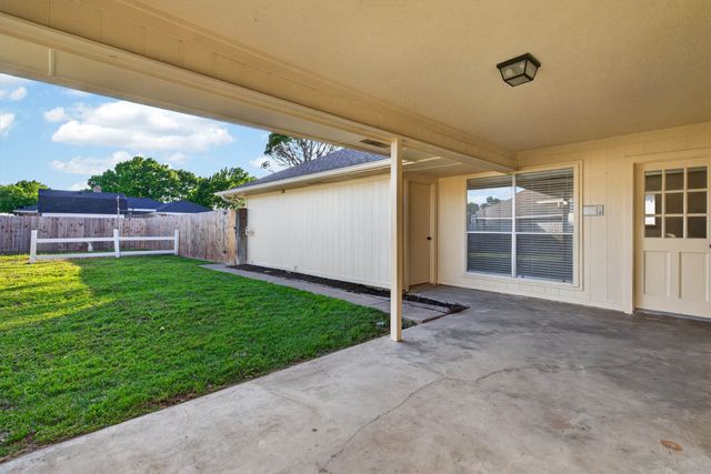 1838 Meadowview Drive, Garland, TX 75043