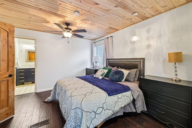 11576 Bristol Road, Chisago City, MN 55013