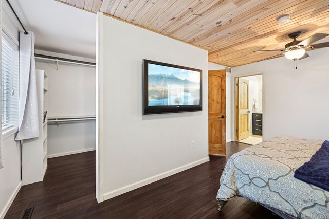 11576 Bristol Road, Chisago City, MN 55013