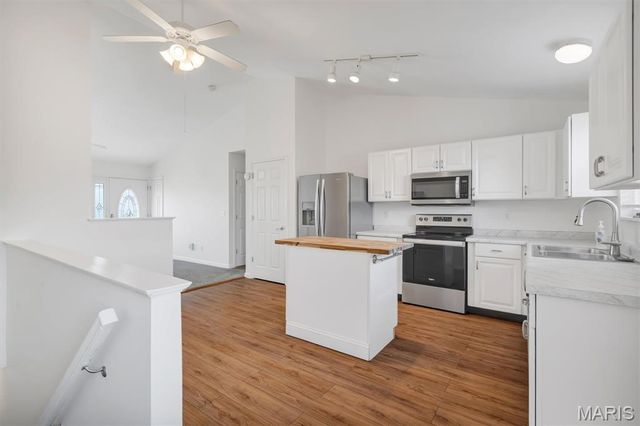 813 Wenstone Park Drive, Wentzville, MO 63385