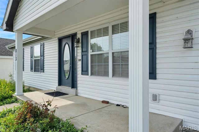813 Wenstone Park Drive, Wentzville, MO 63385