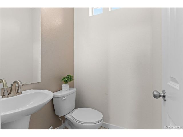 20054 E 48th Dr, Denver, CO 80249